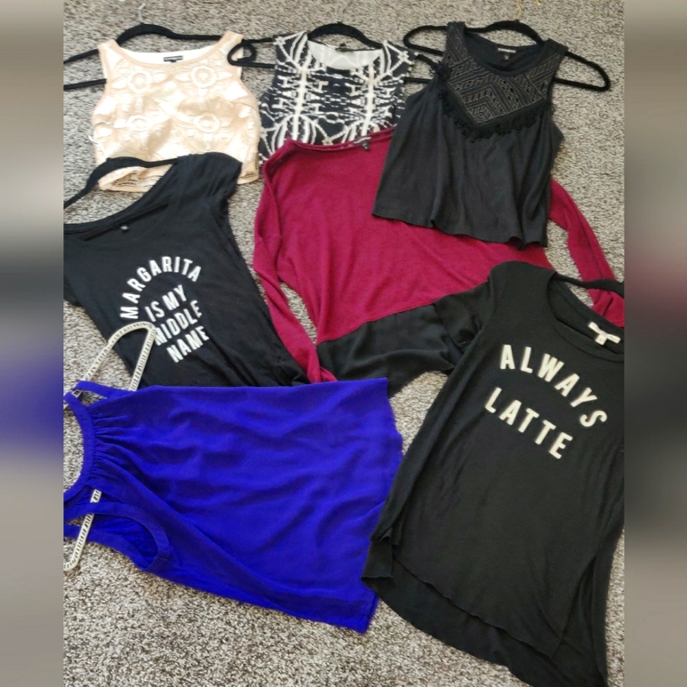 XS Express shirts🩵closing closet sale🩵